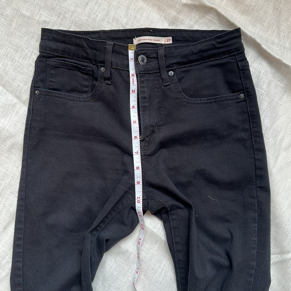 Levi’s Black High Rise Skinny Jeans - great condition! - Picture 3 of 6